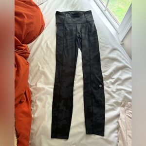 Blue & black camo Lululemon leggings